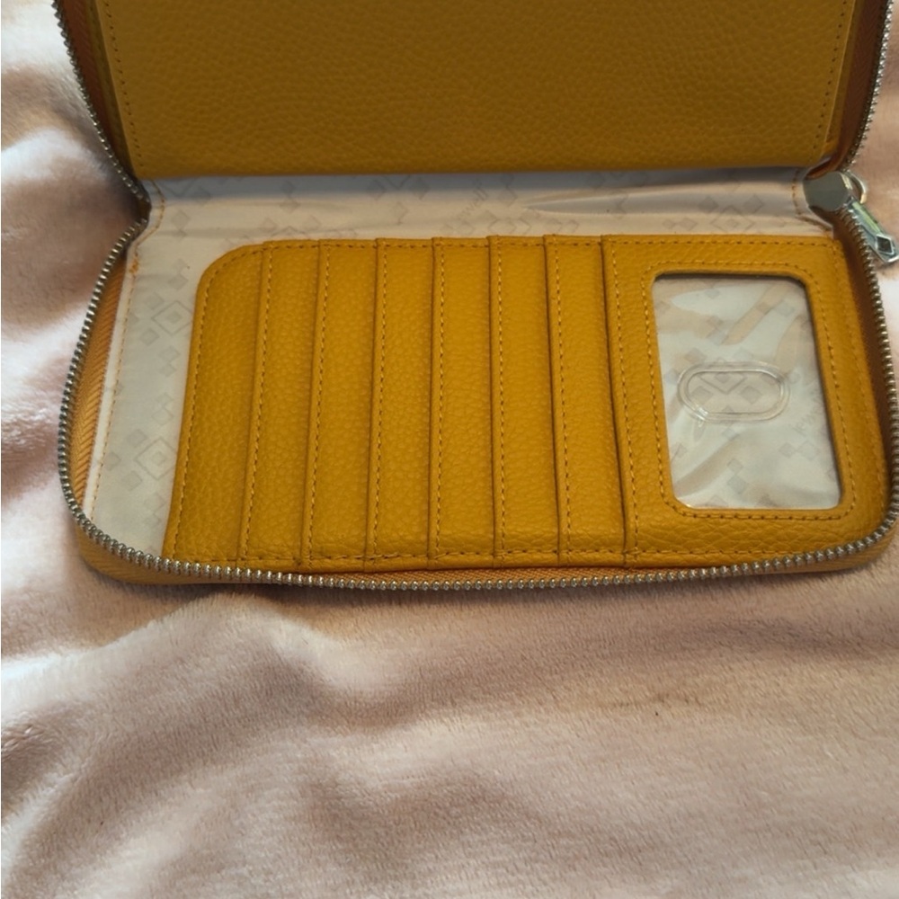 Thirty-One Yellow Wallet - Picture 2 of 2